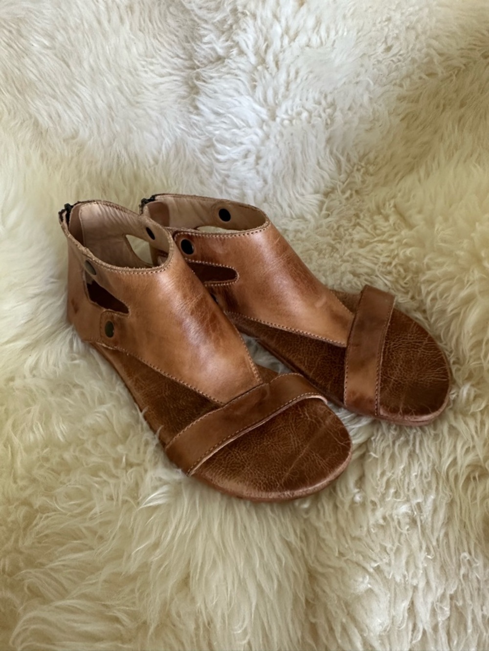 BED|STU Soto Leather Tan Rustic Gladiator Sandal - Picture 15 of 16